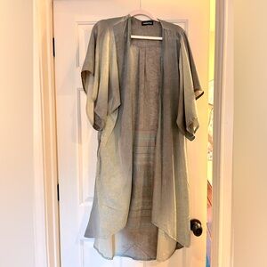 Beautiful green and blue patterned cover!